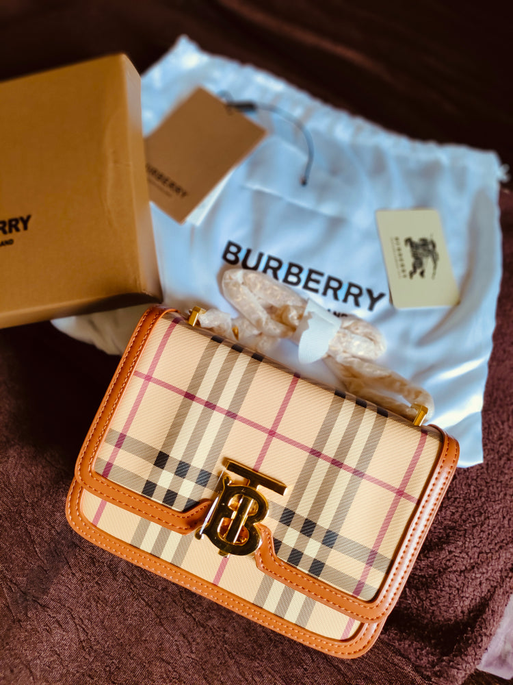 Stylish Purse Burberry Design for Women