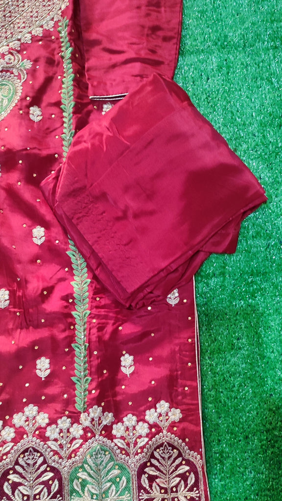 Size 42(XL), colour mehroon, dupata chinon chiffon, fabric pure silk