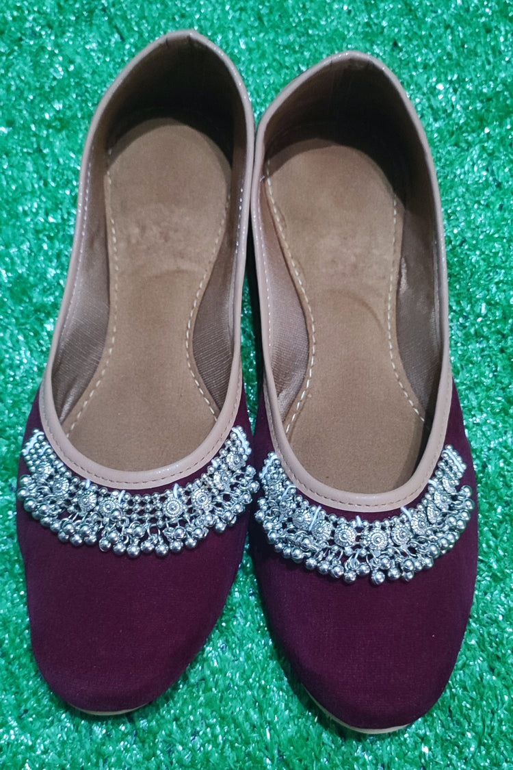 Payal style Punjabi jutti mehroon colour