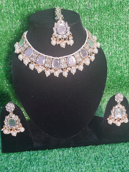 Kundan necklace earring with tikka